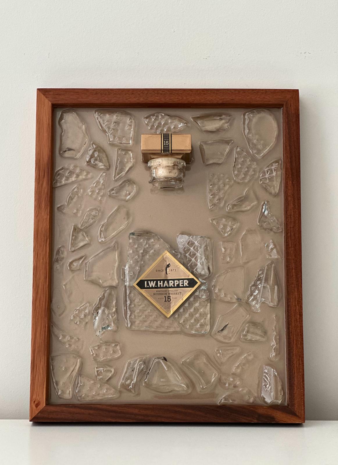 Art Luxury Bottle in frame - I.W. Harper